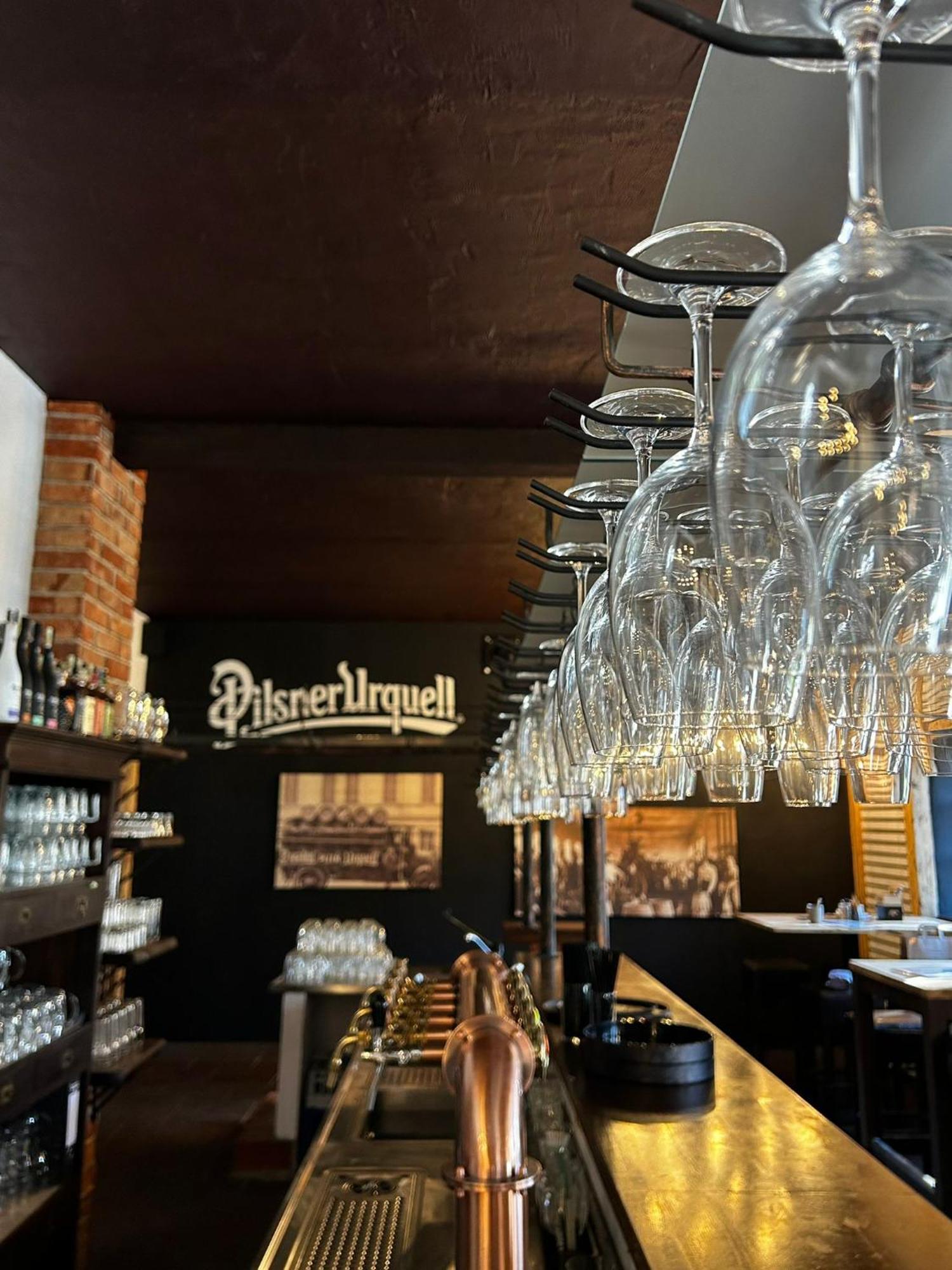 Hotel Plzensky Dvur Frydek-Mistek Bagian luar foto